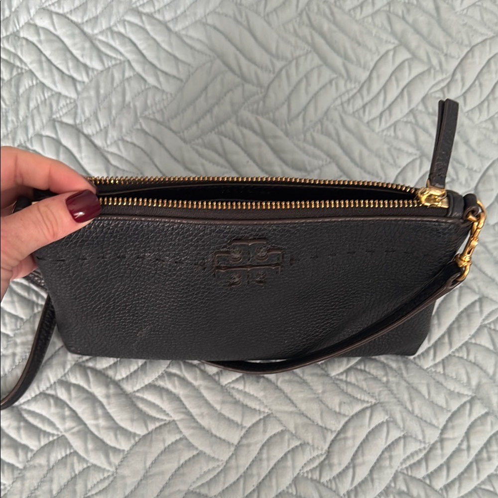 Black Leather Crossbody Bag - Picture 4 of 4